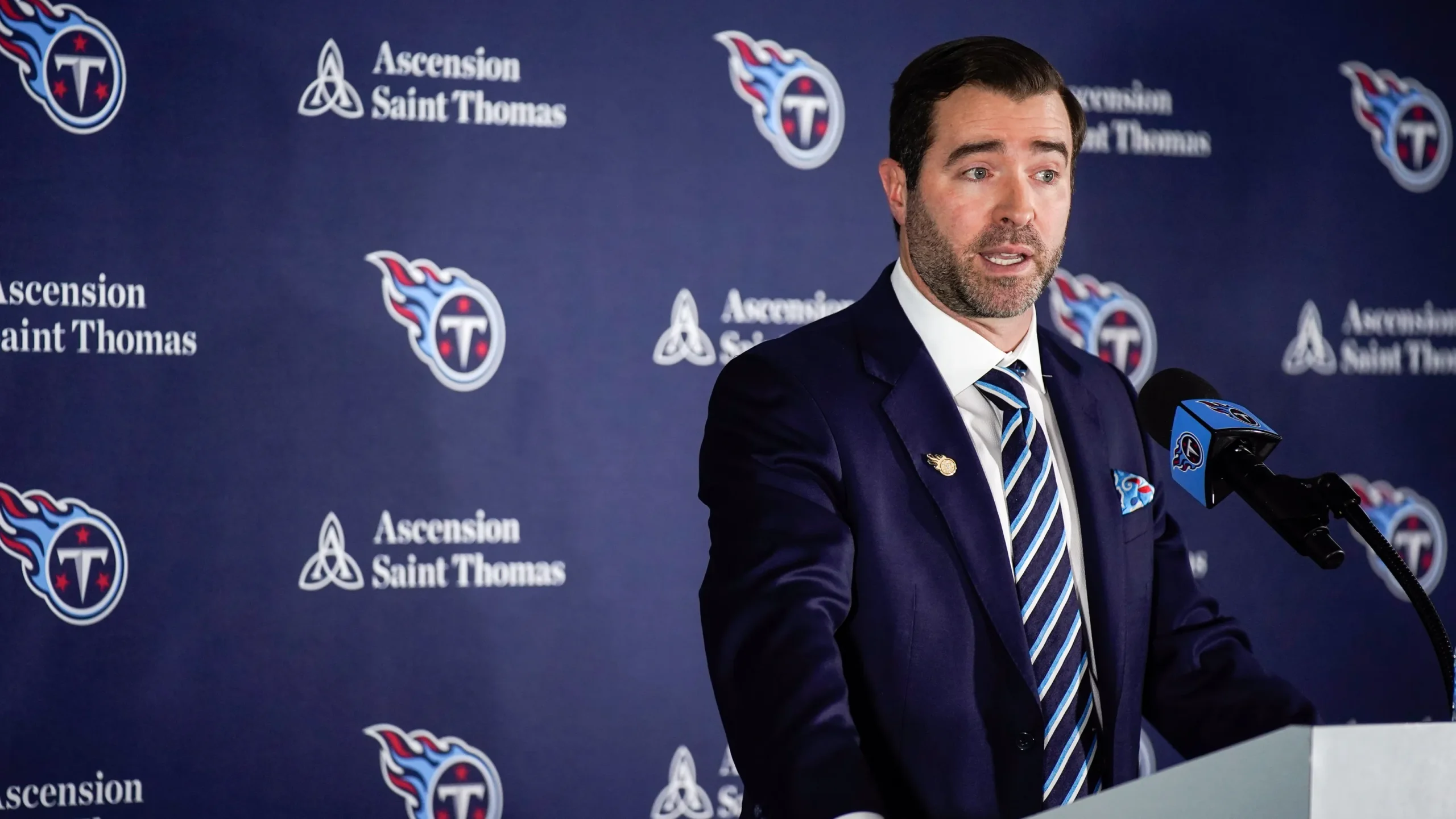 In a stunning development :that has reverberated across the NFL, Brian Callahan, the head coach of the Tennessee Titans, has announced his departure from the team….