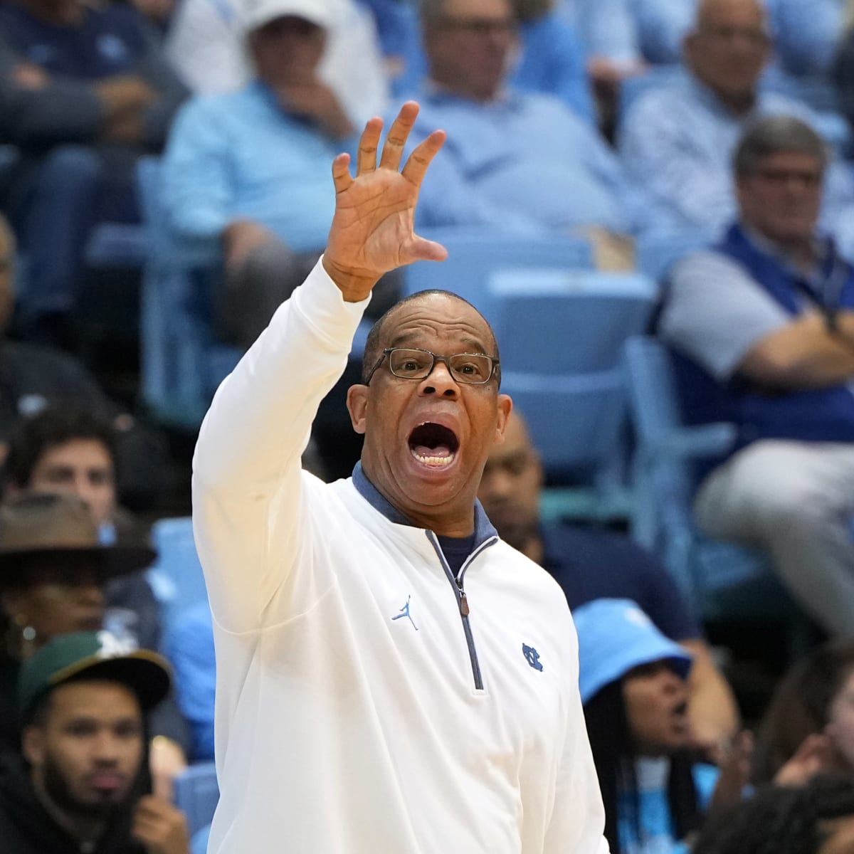 VERY BAD:  Hubert Davis INSULT the head coach of..