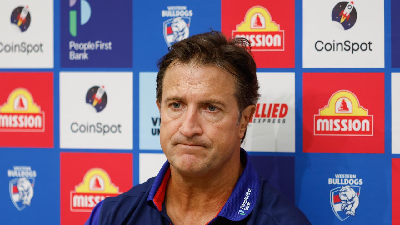 BREAKING NEWS: In a significant shake-up for the Western Bulldogs, head coach Luke Beveridge has announced his departure from the team, marking the end of an era for the club due to…