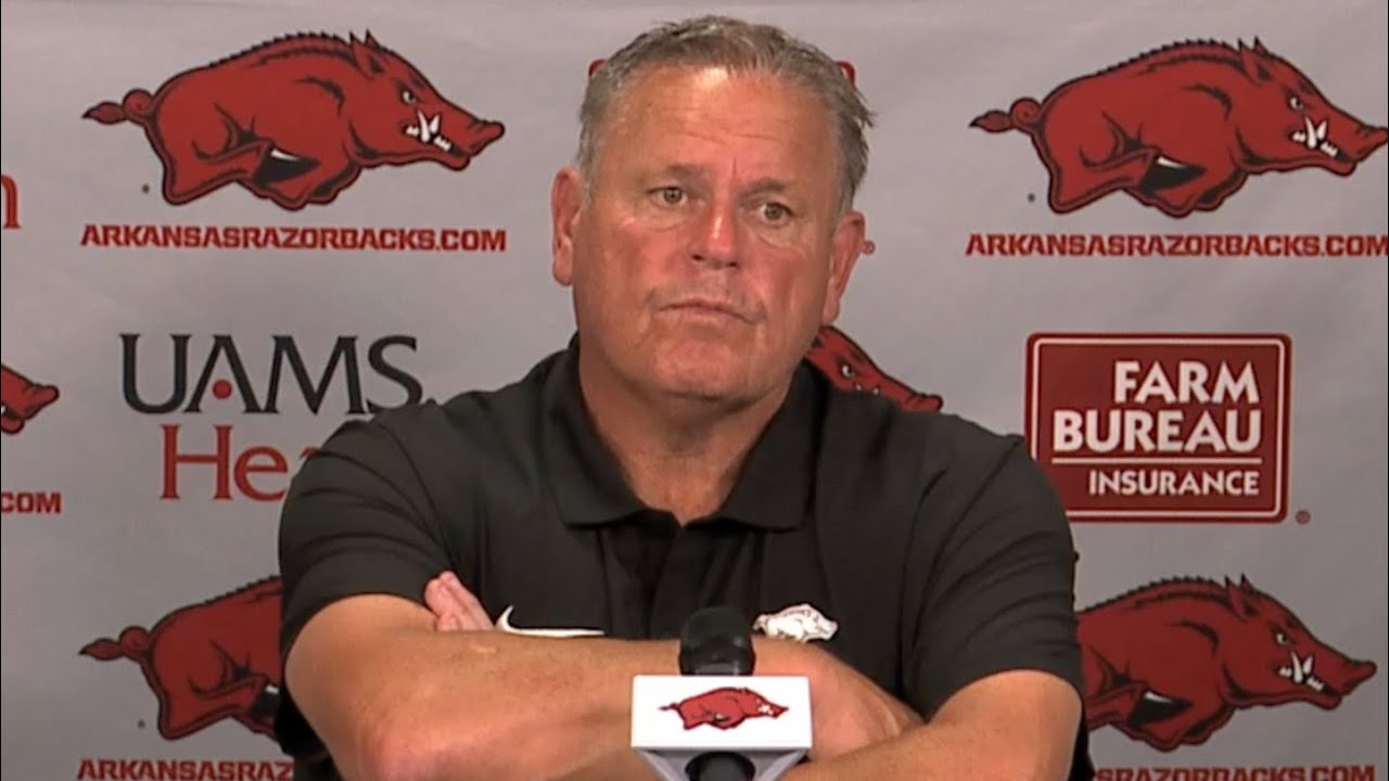 unexpected and disheartening development: Sam Pittman, the head coach of the Arkansas Razorbacks, has made a startling announcement that has shocked fans and the college football community alike….read more.